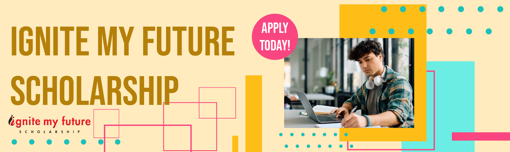 Apply to the Ignite My Future Scholarship - Image of a Grade 12 Student submitting their application for the Ohio scholarship.